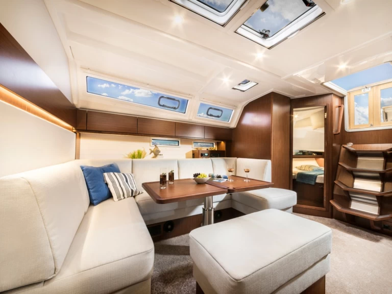 Alquiler de barcos Pula barato de Cruiser 46 Style