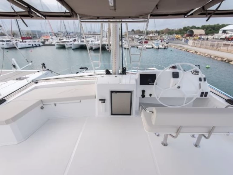 Bali Bali 5.4 de alquiler a Nassau