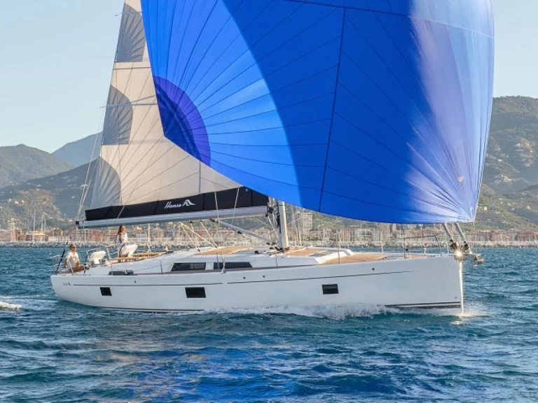 Hanse Hanse 508 de alquiler a Álimos