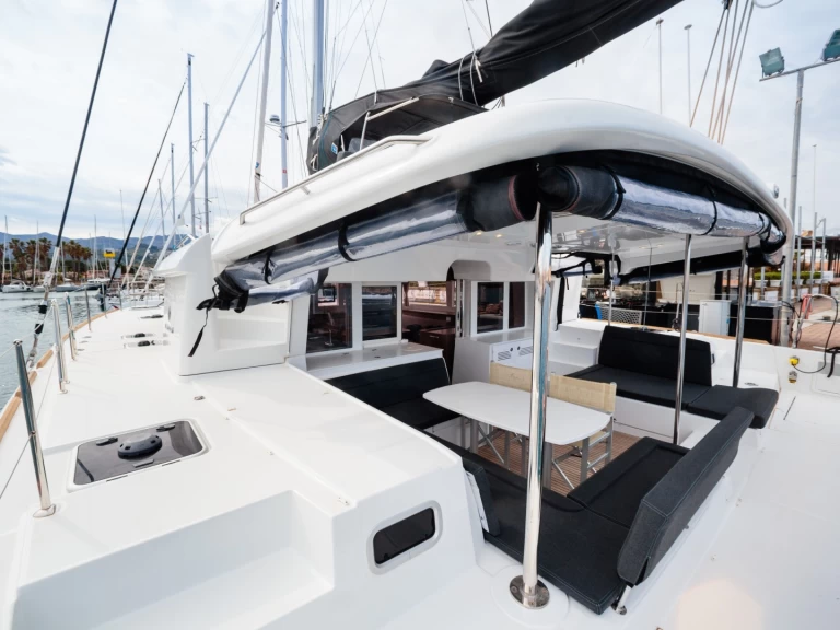 Alquiler Catamarán en Olbia - Lagoon Lagoon 450 F