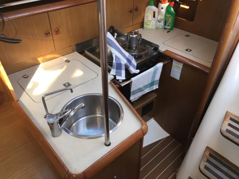 Alquiler de embarcaciones Jeanneau Sun Odyssey 32i enLefkáda en Samboat