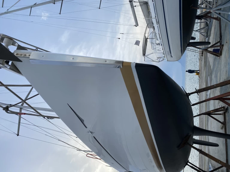 Alquiler Velero Jeanneau con o sin  título de navegación