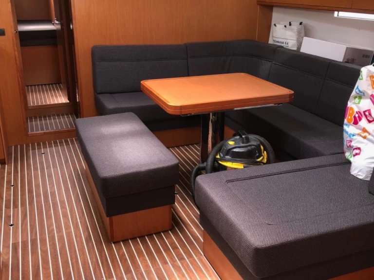 Alquiler de barcos Lefkáda barato de Cruiser 51