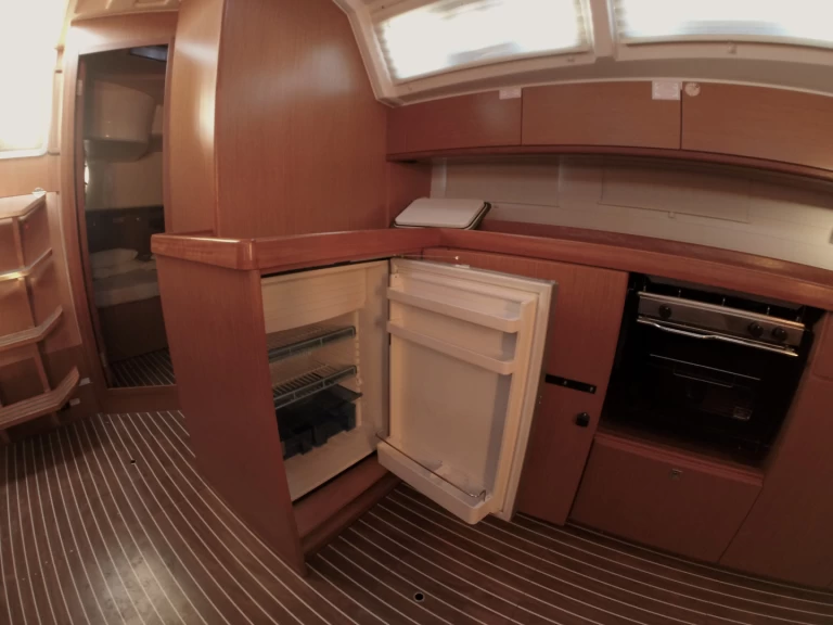 Alquiler Velero Bavaria con o sin  título de navegación