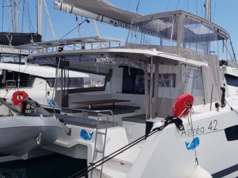 Alquiler Catamarán en Lávrio - Fountaine Pajot Astrea 42