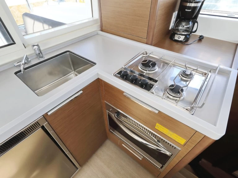 Alquiler Catamarán Lagoon con o sin  título de navegación