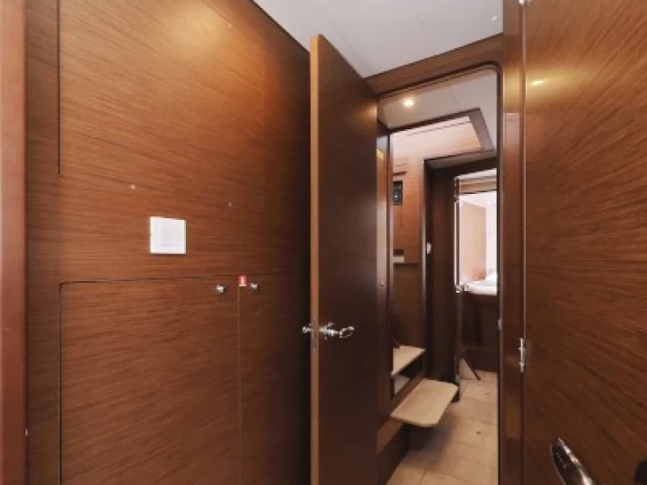 Catamarán para alquilar Sukošan al mejor precio