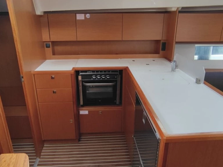 Alquiler Velero en Álimos - Bavaria Bavaria C45