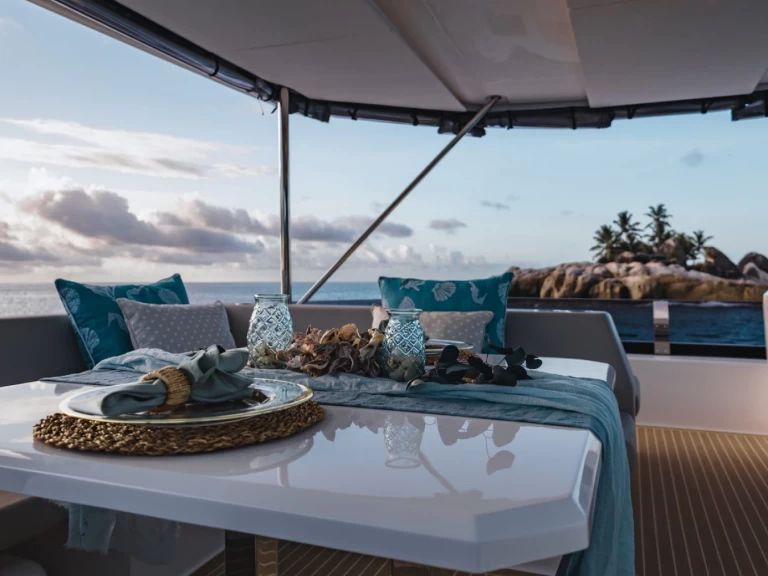 Alquiler de embarcaciones Lagoon Lagoon 46 enEden Island en Samboat