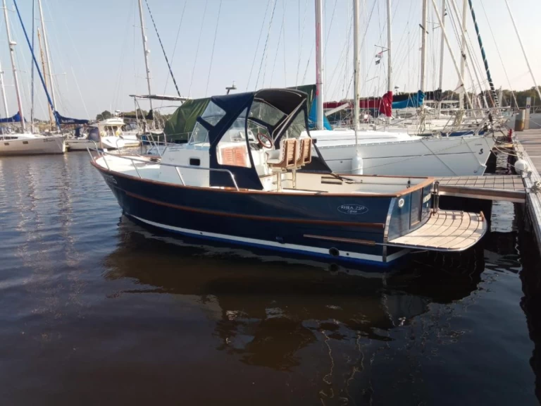 Alquiler de embarcaciones Rhea-Marine 750 open enLa Forêt-Fouesnant en Samboat