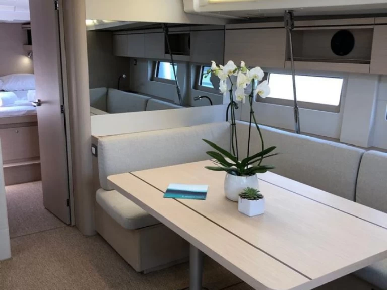 Alquiler de Velero, con o sin patrón Bénéteau Álimos