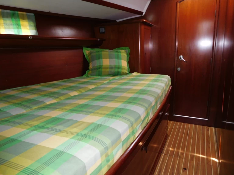 Alquiler de Bénéteau Beneteau 50 en Saint-François