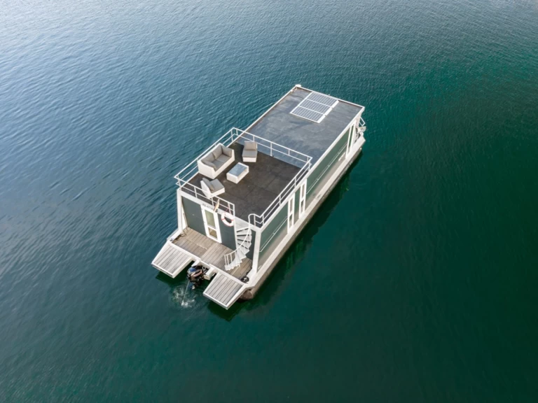 Alquiler de Casa flotante, con o sin patrón Hausboot Granzow