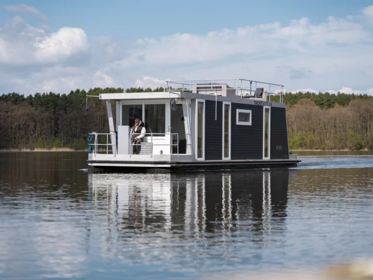 Alquiler de Casa flotante, con o sin patrón Hausboot Granzow