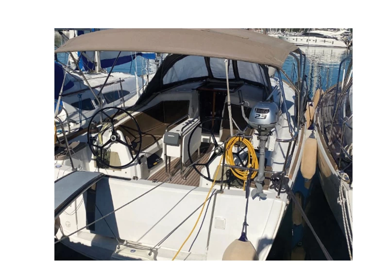 Alquiler Velero Jeanneau con o sin  título de navegación