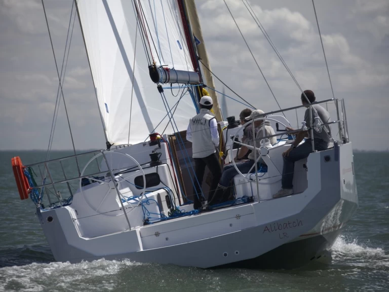Alquiler de Velero, con o sin patrón RM Antibes