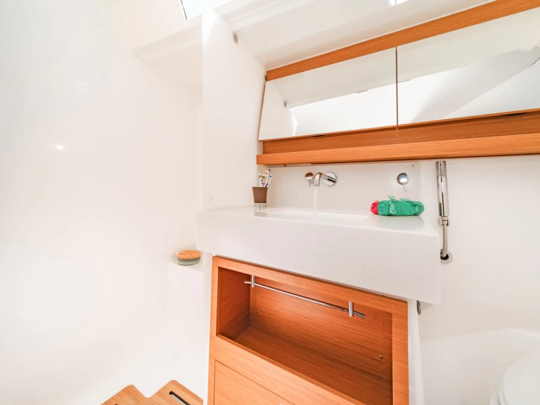 Alquiler de Velero, con o sin patrón Dufour Cos