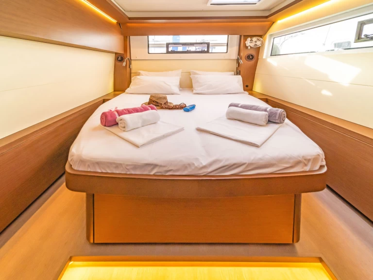 Lagoon Lagoon 50 de alquiler a Cos