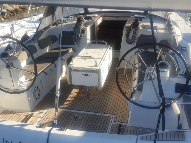 Jeanneau Sun Odyssey 519 de alquiler a Tropea