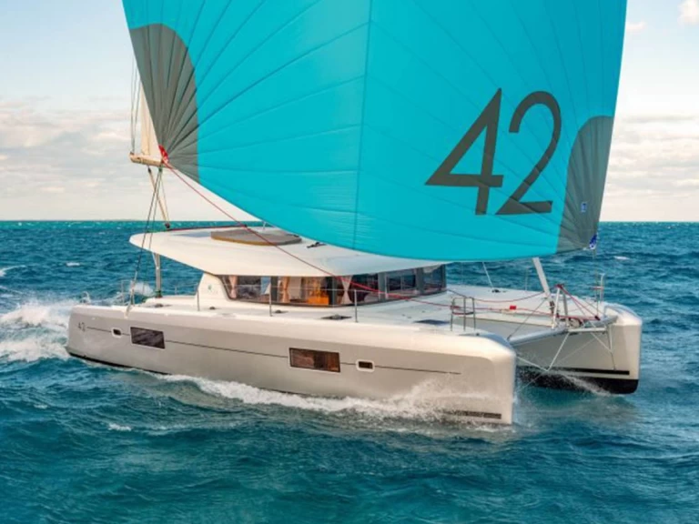 Alquiler de Catamarán, con o sin patrón Lagoon Marmaris