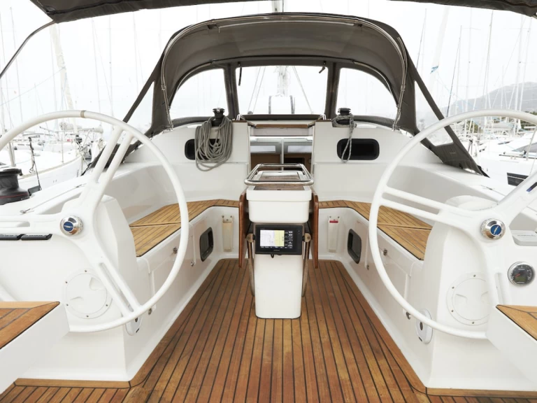 Alquiler de Elan Impression 45 en Kaštela