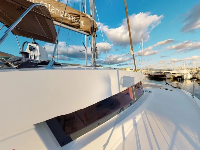 Alquiler Catamarán Bali con o sin  título de navegación