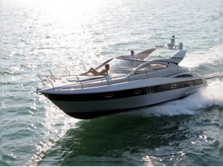 Alquiler de Moa Platinum 40 en Palamós