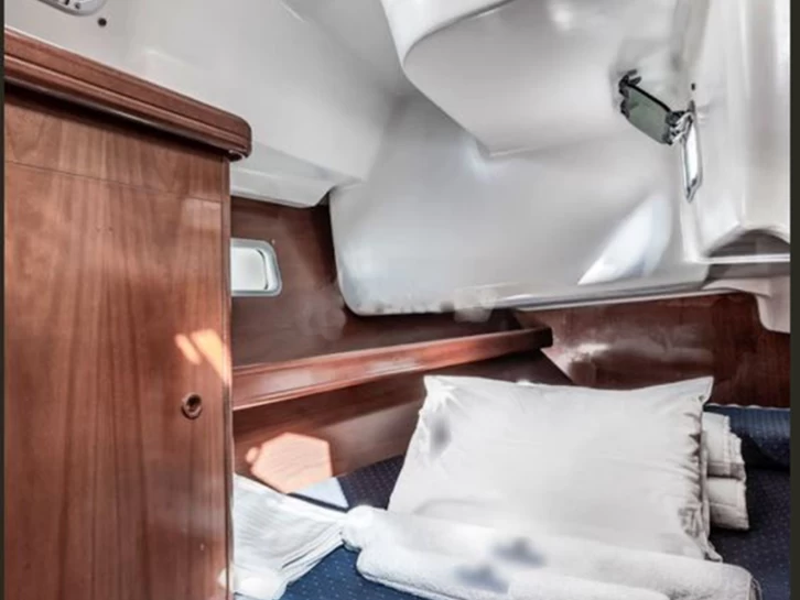 Velero para alquilar Kallithea al mejor precio