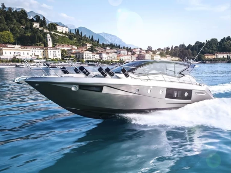 Cranchi Cranchi M44 HT de alquiler a Nápoles