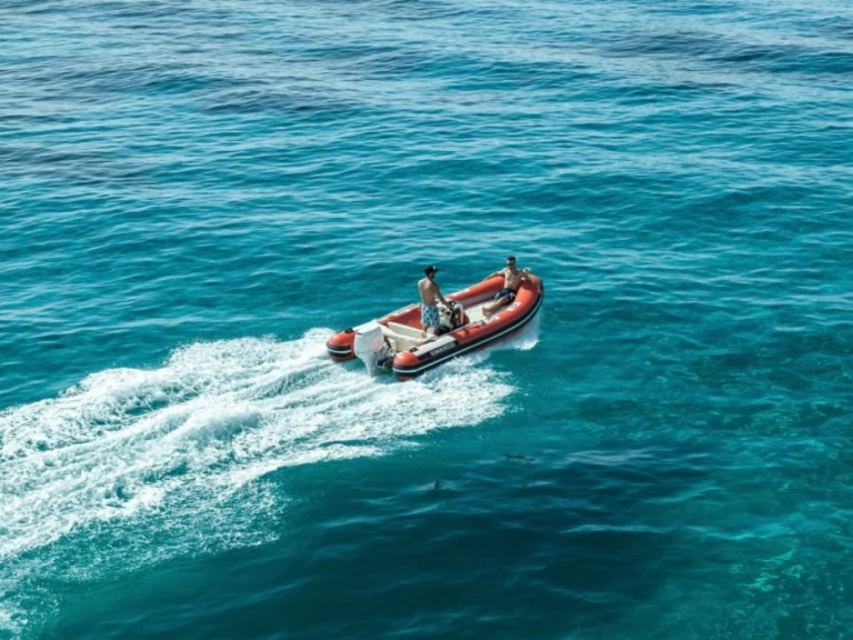 Alquiler de embarcaciones Solemar Solemar S 580 enCagliari en Samboat