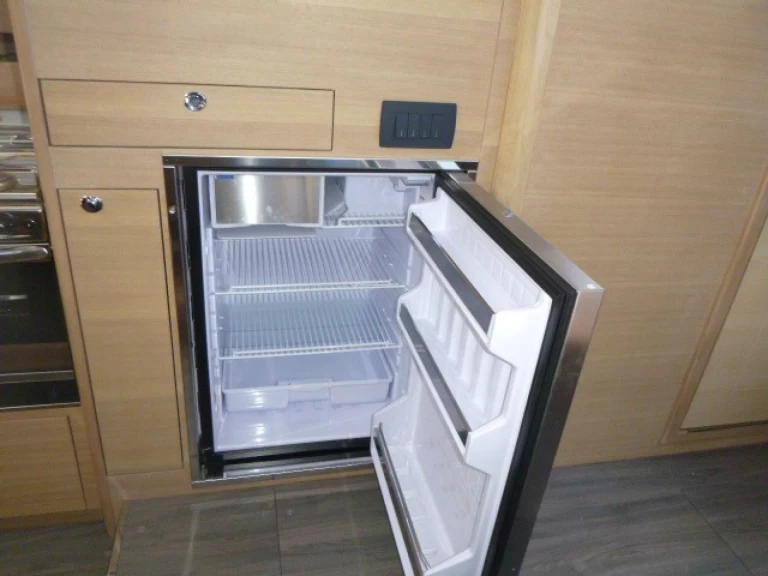 Velero para alquilar Trogir al mejor precio