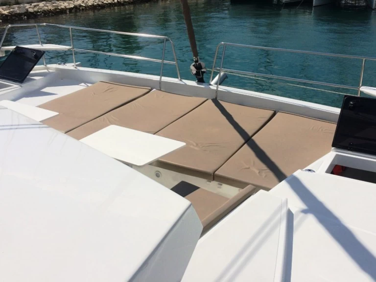 Catamarán para alquilar Trogir al mejor precio