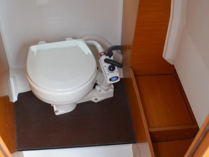 Alquiler de Jeanneau Cap Camarat 755 WA en Port Grimaud