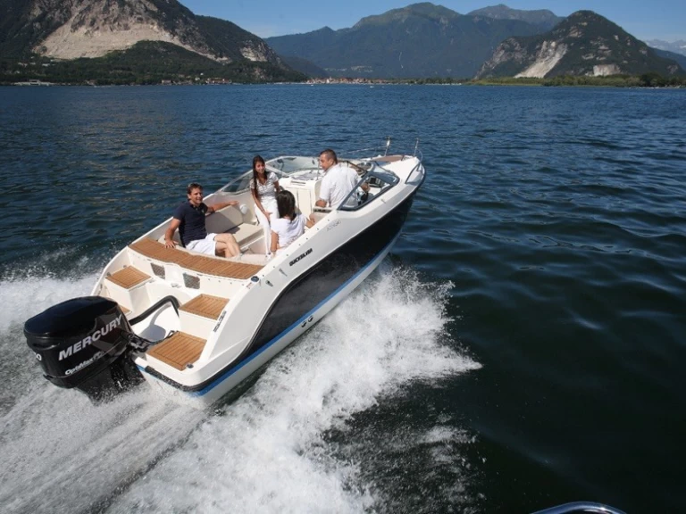 Alquiler de embarcaciones Quicksilver QUICKSILVER ACTIV 645 enMarsella en Samboat
