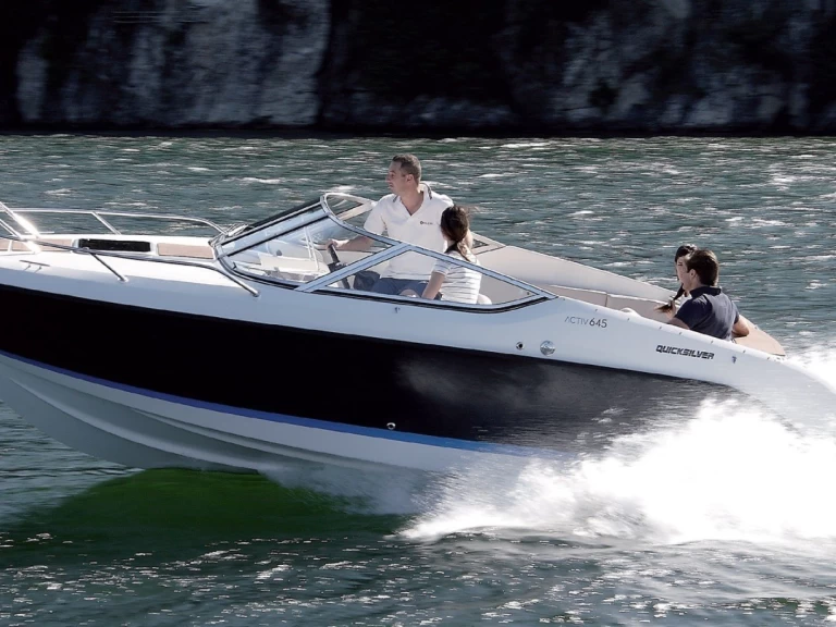 Alquiler de Lancha, con o sin patrón Quicksilver Marsella