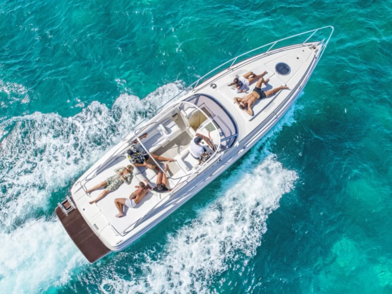 Cranchi 35 de alquiler a Sant Antoni de Portmany