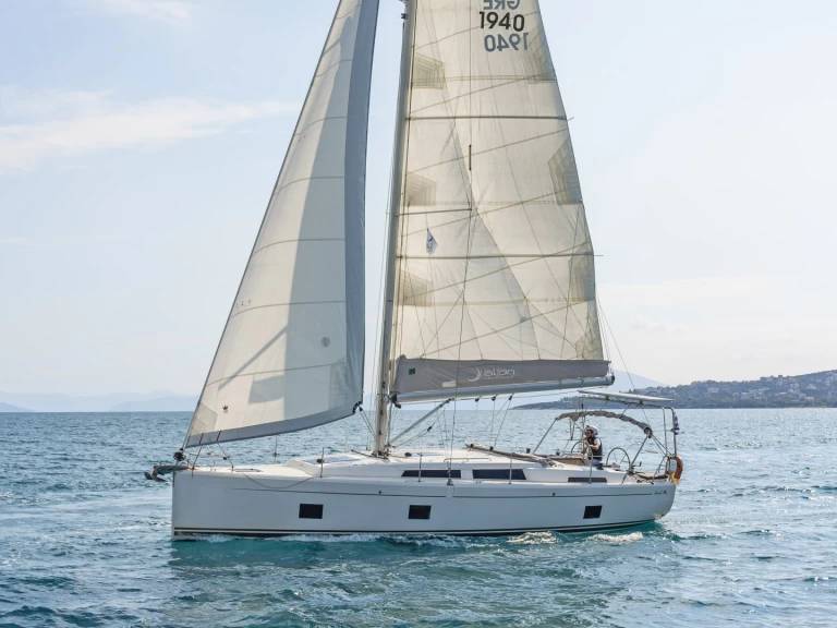 Alquiler de Hanse Hanse 418 en Lávrio