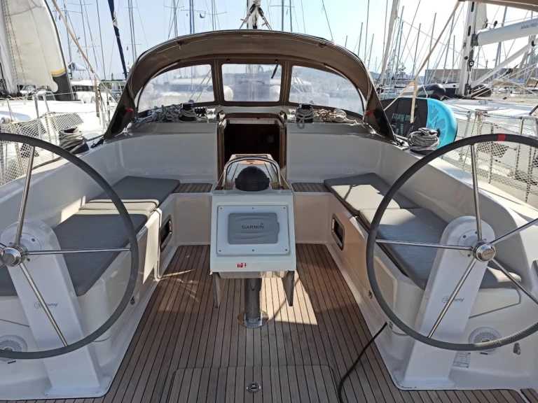 Alquiler de embarcaciones Bavaria Cruiser 46 enSeget Donji en Samboat