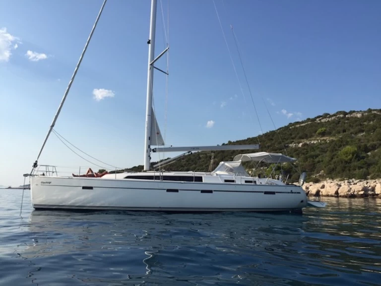 Bavaria Cruiser 51 de alquiler a Seget Donji