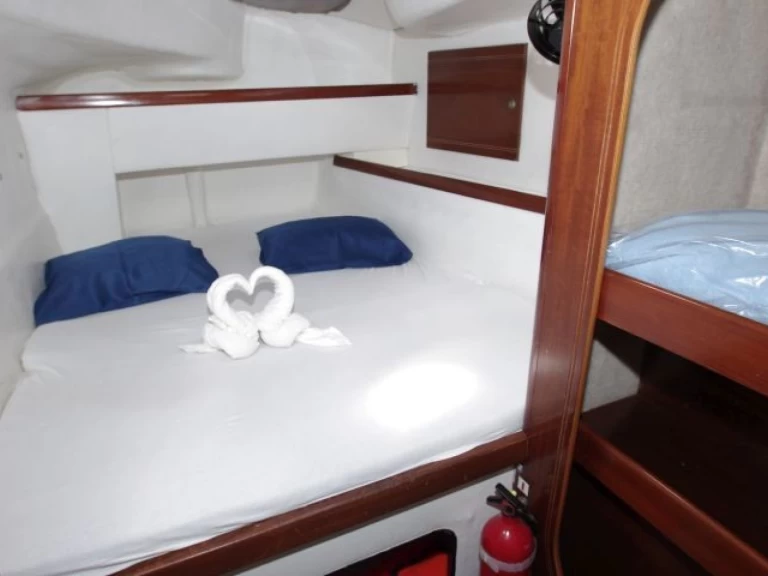 Alquiler de embarcaciones Fountaine Pajot Athena 38 enCienfuegos en Samboat
