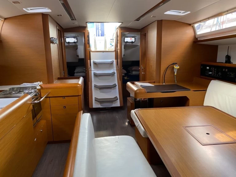 Alquiler de embarcaciones Jeanneau Sun Odyssey 519 enPalma de Mallorca en Samboat