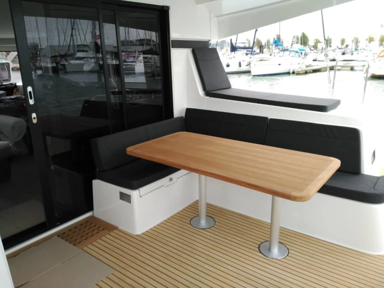 Alquiler de embarcaciones Lagoon Lagoon 42 enSaint Vincent (Island) en Samboat