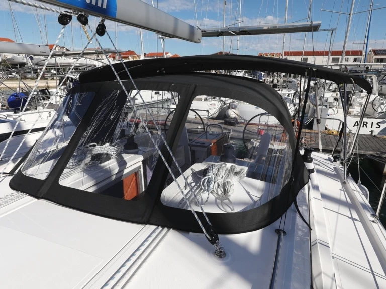 Alquiler de Bavaria Bavaria C42 en Pirovac