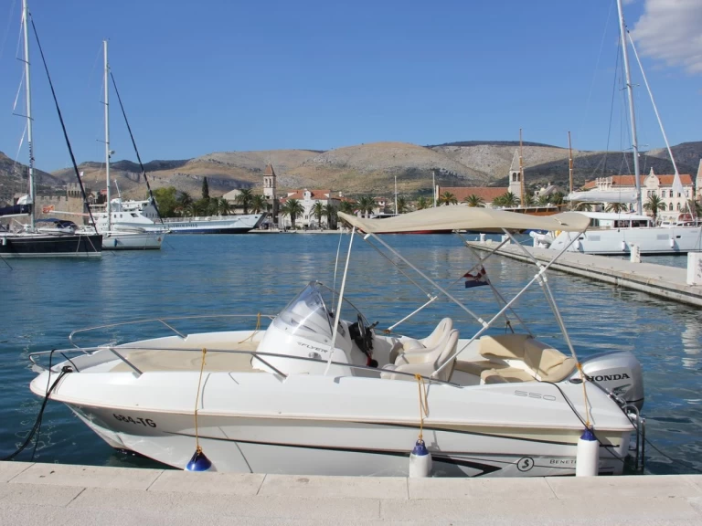 Alquiler Lancha Bénéteau con o sin  título de navegación