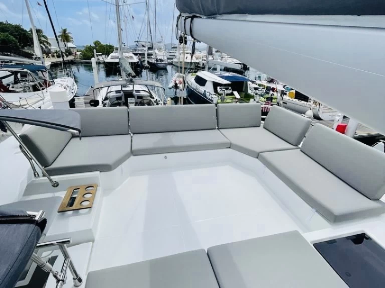 Alquiler de Fountaine Pajot Elba 45 en Road Town
