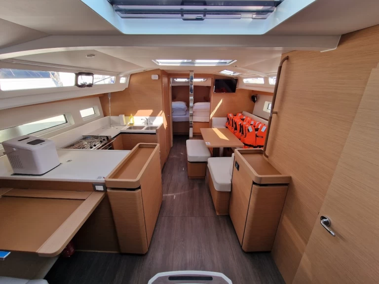 Alquiler de embarcaciones Jeanneau Sun Odyssey 440 enBiograd na Moru en Samboat