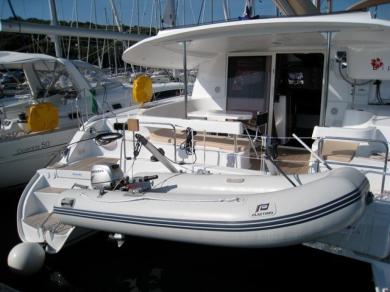 Alquiler de embarcaciones Fountaine Pajot Lipari 41 enMarina Veruda en Samboat