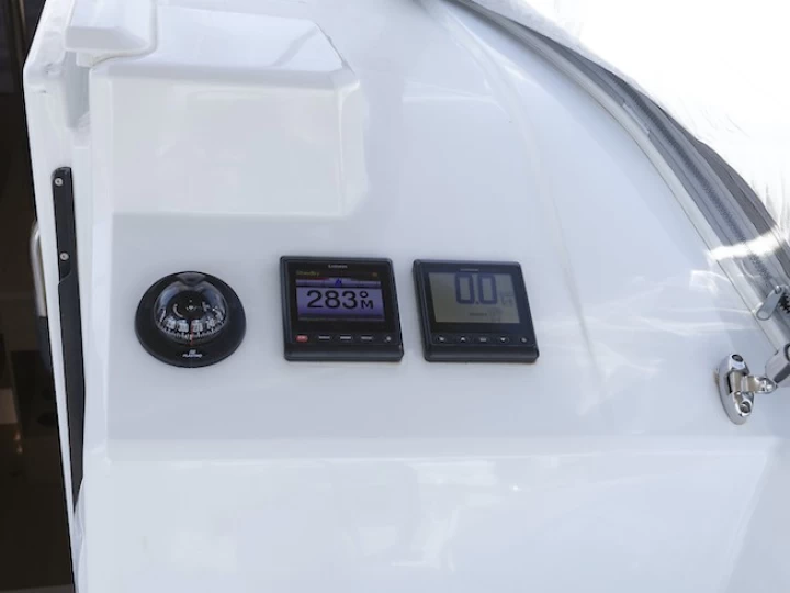 Alquiler de embarcaciones Bénéteau Oceanis 30.1 enKaštela en Samboat