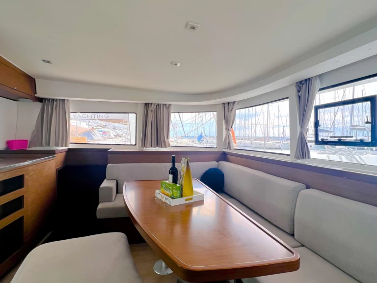 Lagoon Lagoon 42 de alquiler a Kaštela