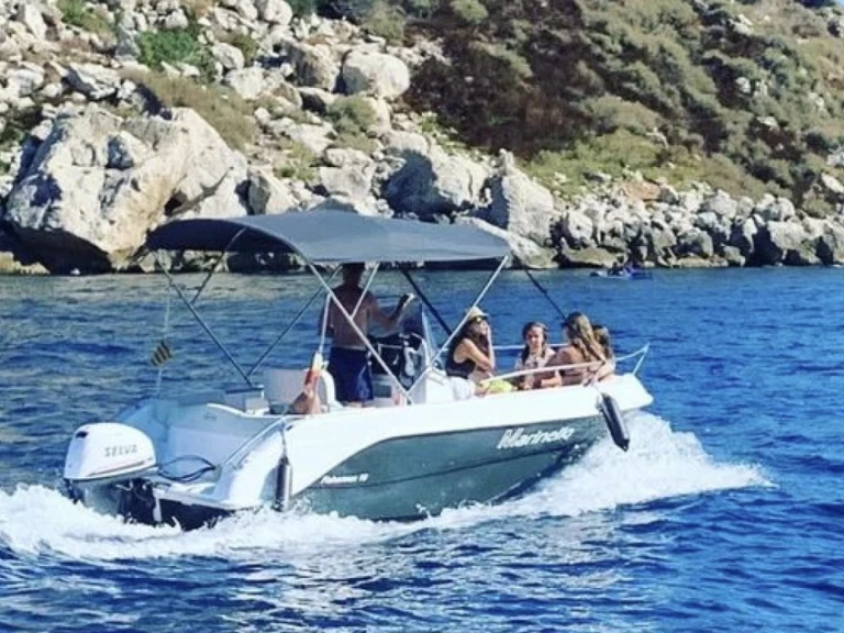 Alquiler de embarcaciones Marinello 16-SIN LICENCIA enl'Estartit en Samboat